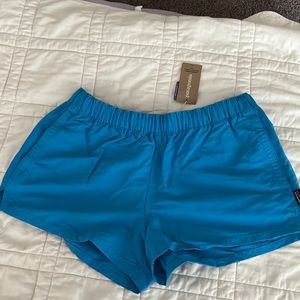 Patagonia barely there baggies short size small